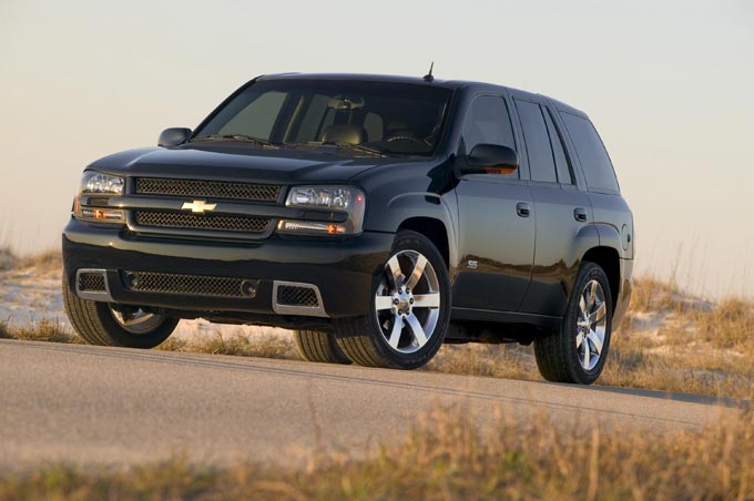 "Chevrolet TrailBlazer"