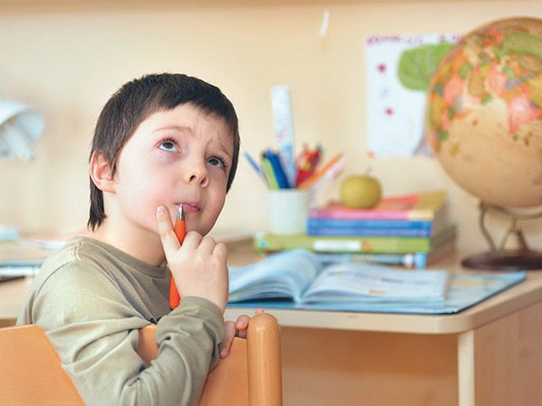 Neskuchnaya tyrimas: kaip tinkamai įrengti studento darbo vietoje