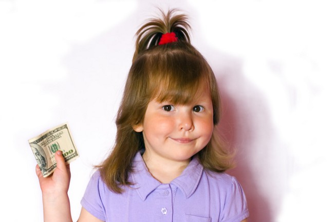 Kiek pinigų sumokėti vaikui?