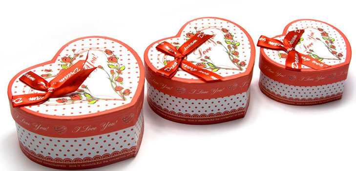 Kaip padaryti dėžutę širdies formos