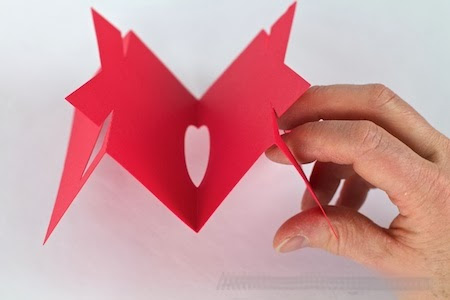 Vasario 14 d. Rengiame gražų volumetinį valentą - meistriškumo klasę su nuotrauka