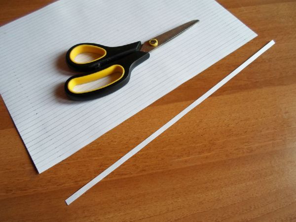 Gražus snaigės, skirtos 2017 m. Naujuosius metus, su savo popieriaus rankomis - diagramos ir nuotraukos etapais. Meistriškumo kursai vaikams didelėse snieglenčių origami technikoje