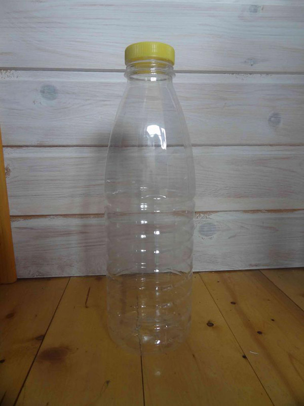 Nauji amatai iš plastikinių butelių su savomis rankomis sodui ir sodui
