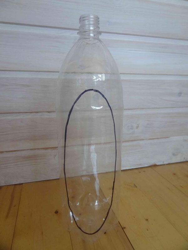 Nauji amatai iš plastikinių butelių su savomis rankomis sodui ir sodui