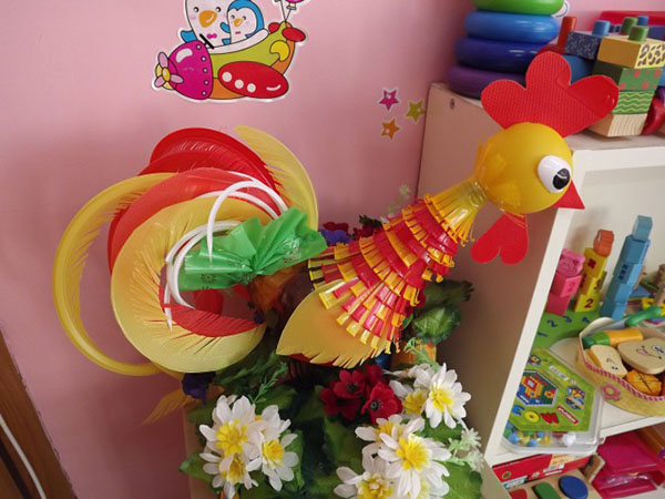 Nauji amatai iš plastikinių butelių su savomis rankomis sodui ir sodui