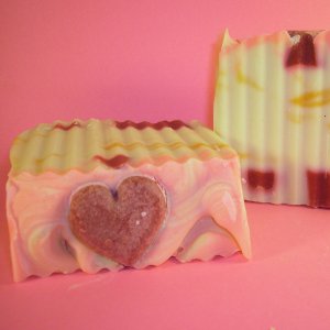 Namų muilo receptai Valentino dienai Namų muilo receptai Valentino dienai