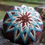 Temari: gijų kamuoliukai Temari: gijų kamuoliukai