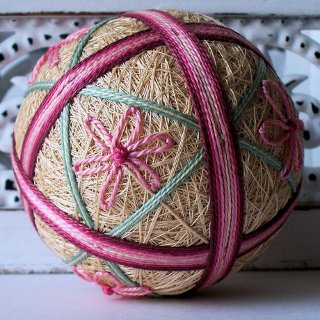 Temari: gijų kamuoliukai Temari: gijų kamuoliukai