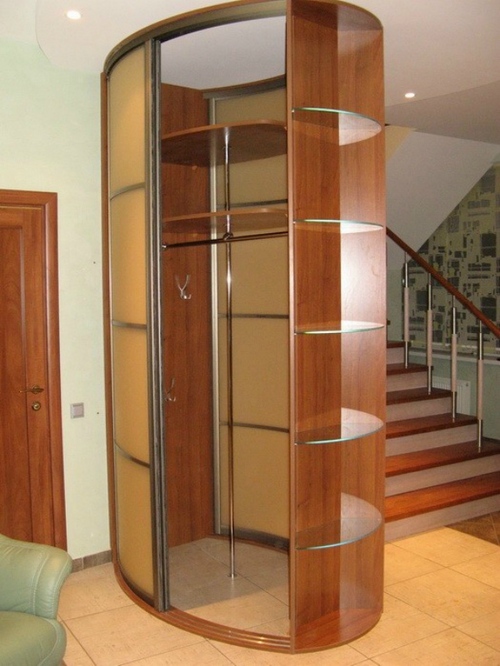 Built-in drabužių spinta su savo rankomis