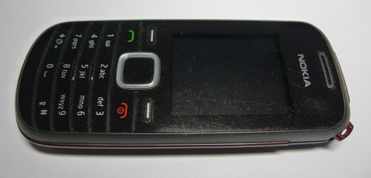 Kaip pašalinti įbrėžimus iš savo telefono