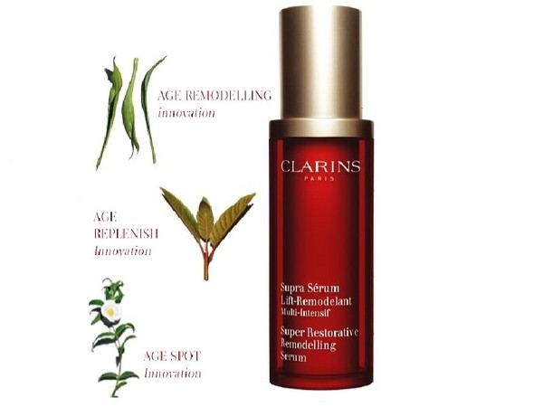 Ideali grandis: Clarins Multi-Intensifo serumo modeliavimas