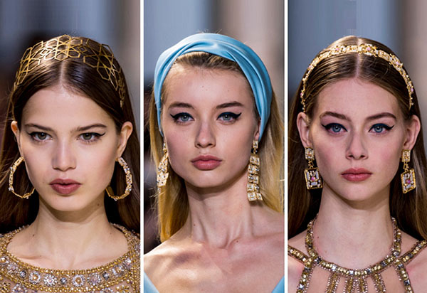 Prabangus šukuosena "Haute Couture-2017"