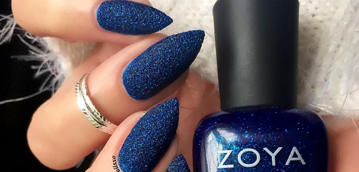 Geriausias Naujųjų Metų nagų dailė su laku Zoya Enchanted