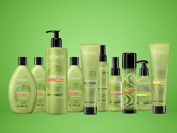 Banguotas revoliucija: naujos prekės, skirtos garbanotoms garbanoms Redken Curvaceous