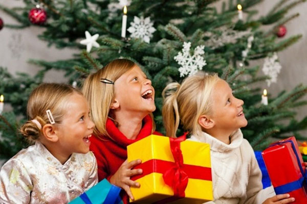 Naujųjų metų konkursai "Gaidys": žaidimai ir pramogos šeimai, didelėms kompanijoms, firmoms, darželiai ir mokyklos