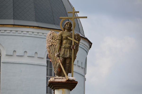 Malda Arkangelui Mykolui, kuri suteikia tvirtą apsaugą