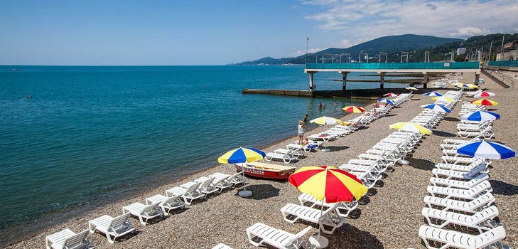 Koks oras laukiamas Sočyje 2016 m. Rugpjūčio mėn., Atsižvelgiant į hidrometeorologijos centro prognozes ir pagal turistų apžvalgas, vandens ir oro temperatūrą Sočyje rugpjūčio mėn.
