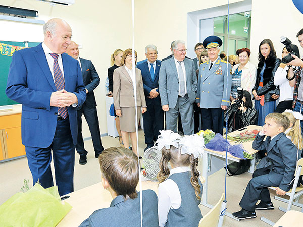 Rimtos kalbos tekstai mokyklos linijoje rugsėjo 1 d