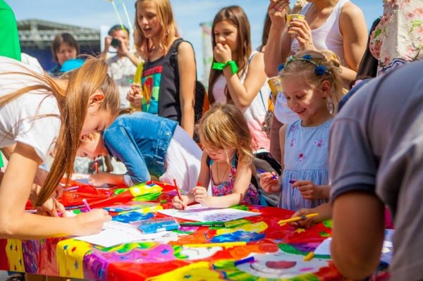 Vaikų dienos scenarijaus idėjos ir birželio 1 d. Atostogų klasių planas