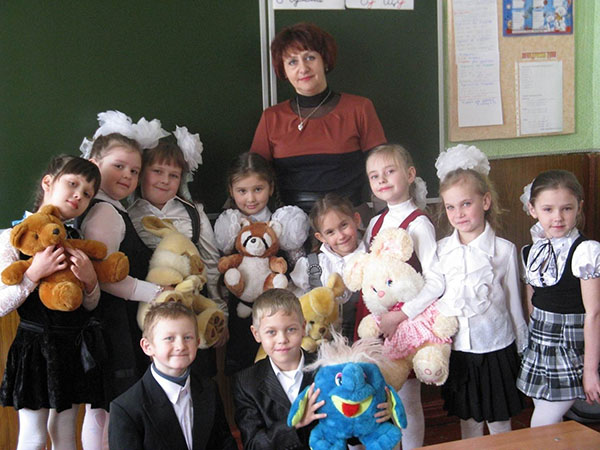 Poemos apie mokytojus-dalyką ir pradines klases: trumpas, gražus ir liesiantis ašaras