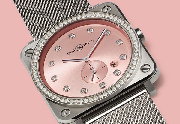Laikas rožinėje šviesoje: "Novarosa" laikrodžiai iš "Bell & Ross"