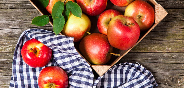 "Apple Spas" 2016 m. - atostogų istorija, tradicijos, ritualai, sąmokslai, maldos, ženklai. Sveikiname "Apple Spas-2016" eilutėje ir prozoje - trumpąsias SMS, juokingas korteles