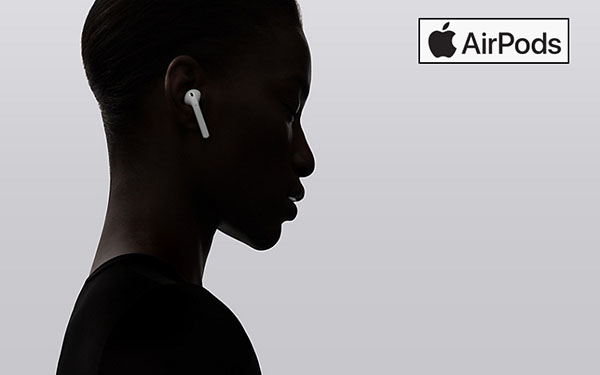 Garso be sienų: "Apple AirPods" bevielės ausinės