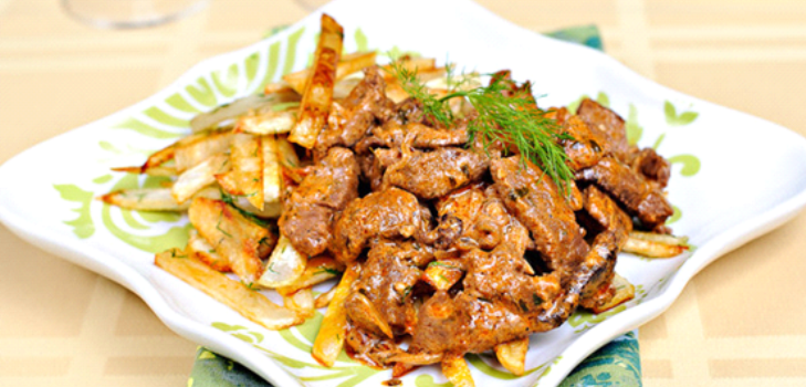 jautienos stroganoff ant plokštelės