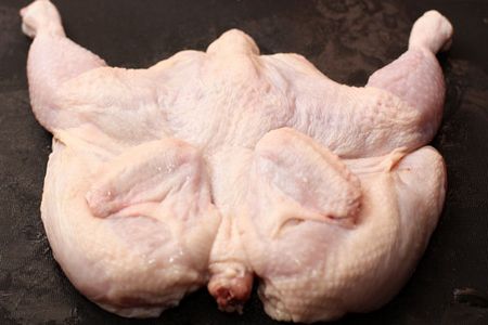 Klasikinis skanus tabako vištienos receptas Klasikinis skanus tabako vištienos receptas