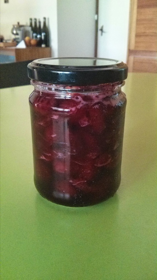 Aromatinis kompotas iš vyšnios žiemai - receptas