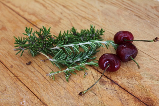 Aromatinis kompotas iš vyšnios žiemai - receptas
