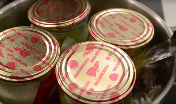 "Patissons" žiemai, skanūs receptai ruošiniams "Fingers lick" į stiklainius - marinuoti, sūdyti, be sterilizacijos