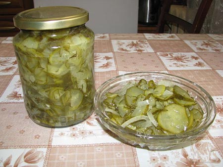 Agurkų salotos žiemai