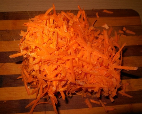 Pomidorų salotos žiemai
