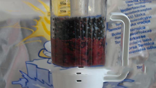 Serbentų su cukrumi žiemai be virimo, Pyatiminutka, sušaldytos. Currant receptas, tarkuotas su cukrumi žiemai (be šaldytuvo)