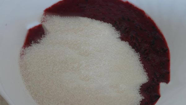 Serbentų su cukrumi žiemai be virimo, Pyatiminutka, sušaldytos. Currant receptas, tarkuotas su cukrumi žiemai (be šaldytuvo)