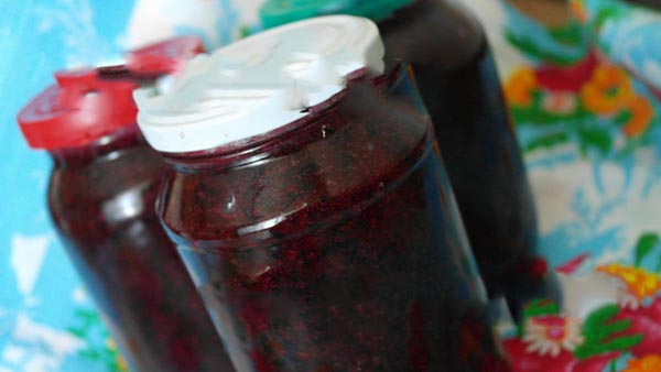 Serbentų su cukrumi žiemai be virimo, Pyatiminutka, sušaldytos. Currant receptas, tarkuotas su cukrumi žiemai (be šaldytuvo)
