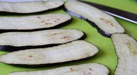 Teschino liežuvis iš baklažanų