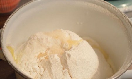 Krioklys ir grietinėlė, receptas su nuotrauka