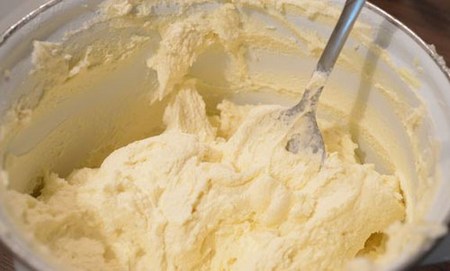 Krioklys ir grietinėlė, receptas su nuotrauka