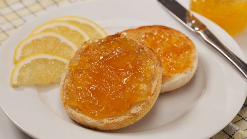 Citrininis uogiene su likeriu