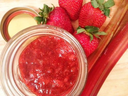 Jam su rabarbarų braškėmis