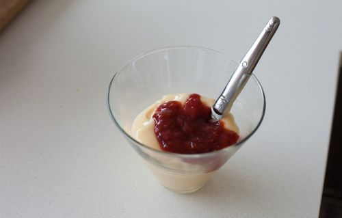 Jam su rabarbarų braškėmis